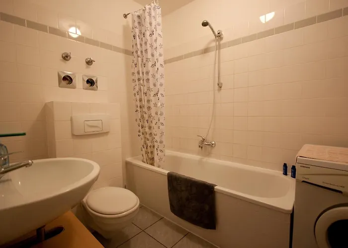 Daire Apartments City Room Berlin Berlin